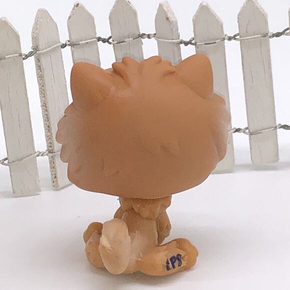 CHOW #1831 - Authentic Littlest Pet Shop - Hasbro LPS - Picture 2 of 4